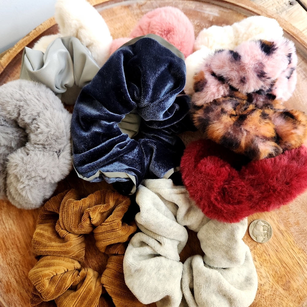 Bundle of 10 large scrunchie